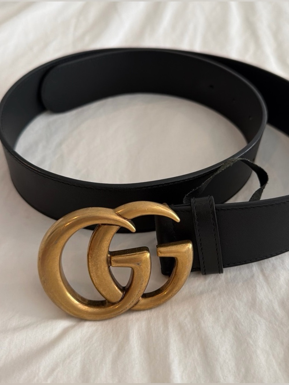 Gucci Black Leather Belt with Antiqued Gold Double G Buckle
